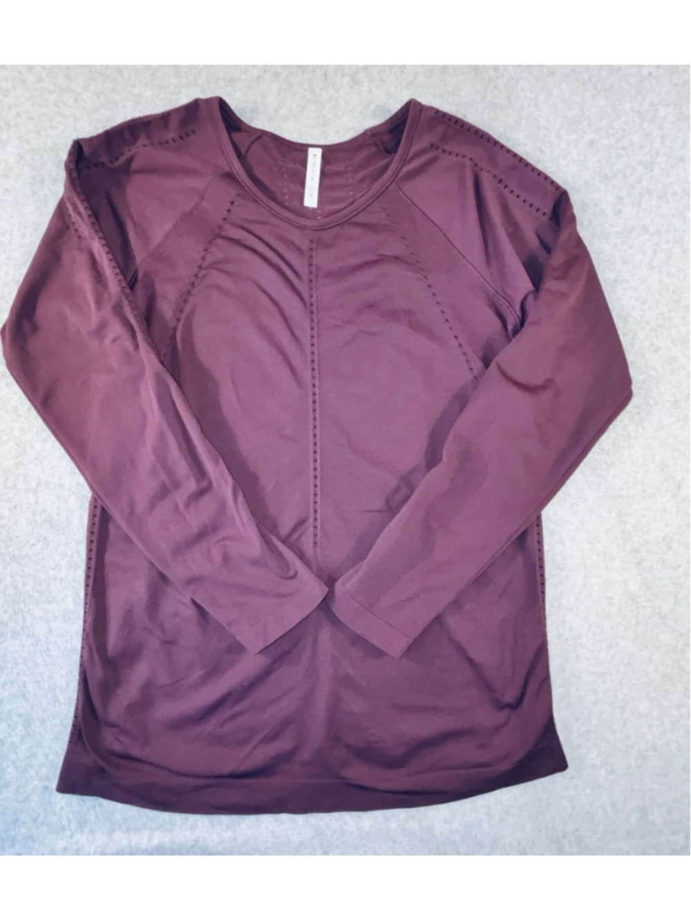Athleta Shirt Foothill Seamless Purple Burgundy Long Sleeve Pullover Size M